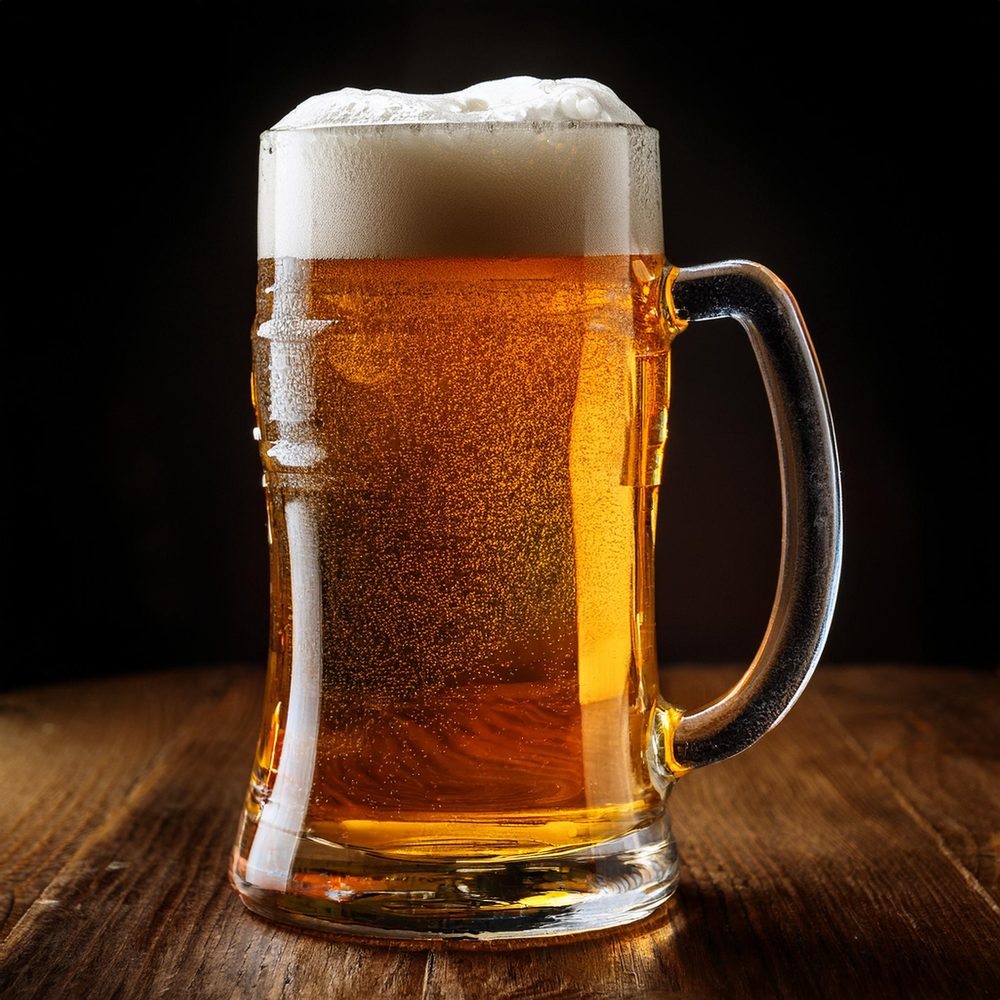 グラスに注がれた国産クラフトビール